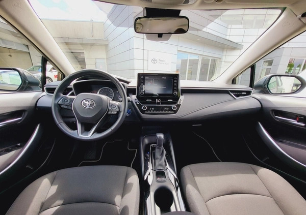 Toyota Corolla cena 102900 przebieg: 26099, rok produkcji 2022 z Czempiń małe 106